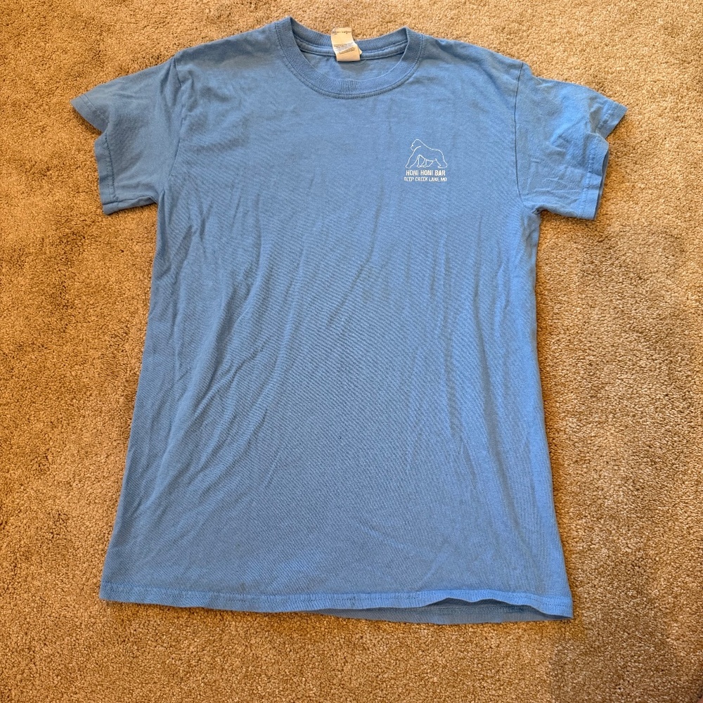 Womens size small deep creek lake Honi Honi bar tshirt